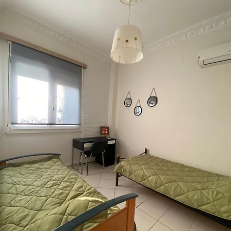 Apostolis Apartment Atenas Exterior foto